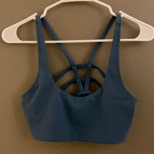 VUORI sports bra